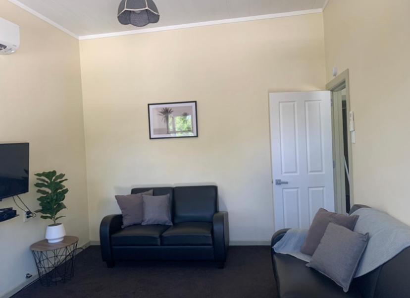 Travellers Inn Motel Gisborne Exterior photo